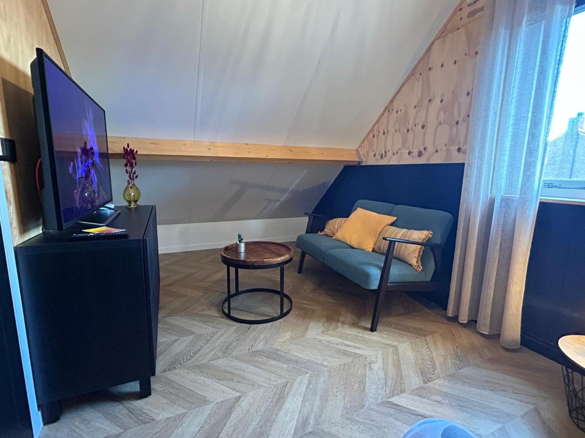 Villa Tiny House Thuus Sint Annaland Esterno foto