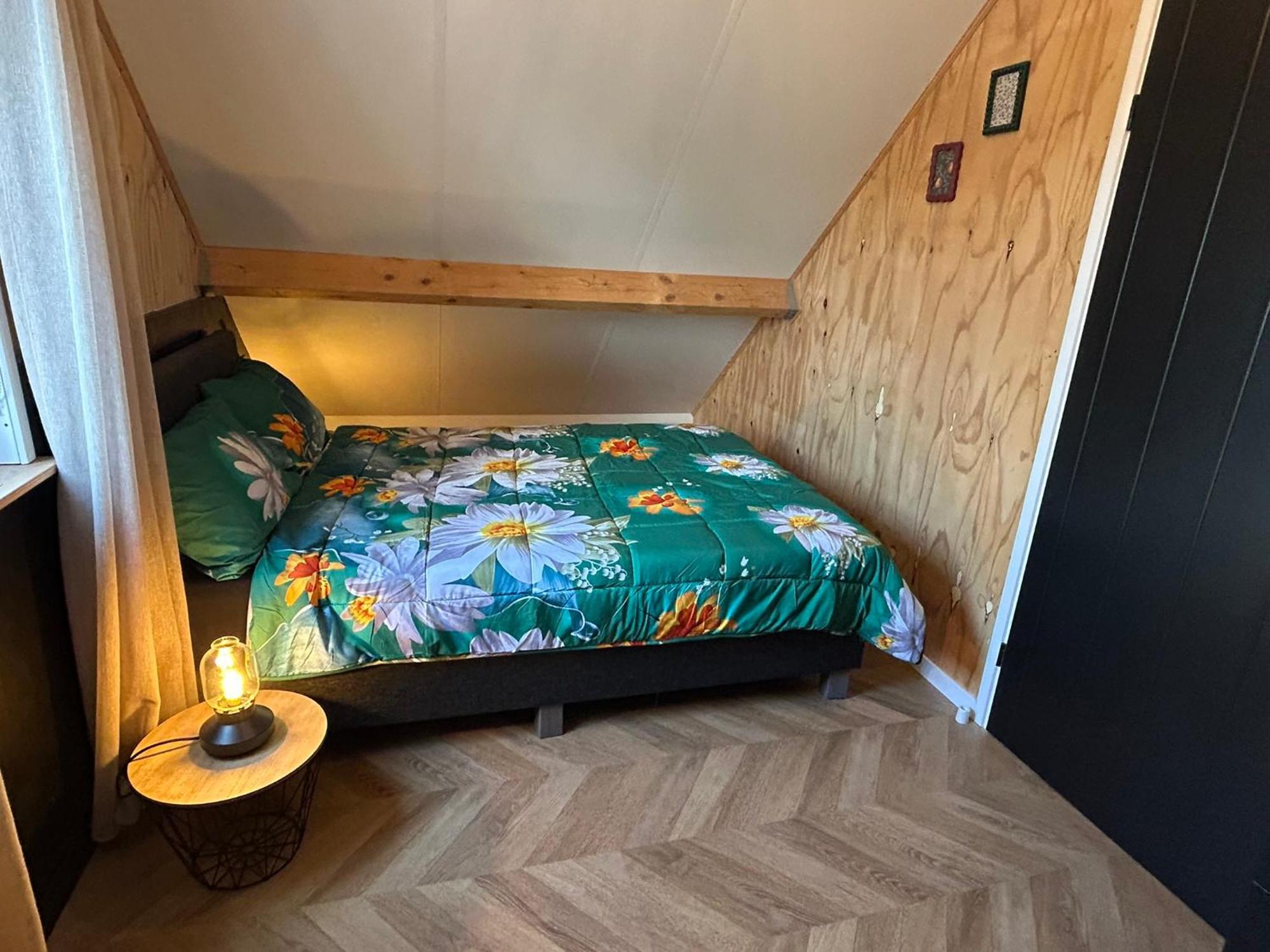 Villa Tiny House Thuus Sint Annaland Esterno foto